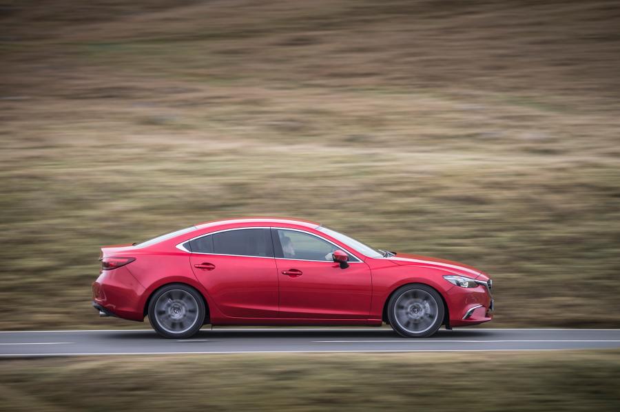  Mazda6 Sedan 2015 года  (UK) (фото 10 из 46)